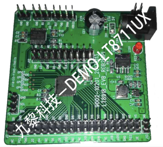 LT8711UX-Type-C/DP1.2 to HDMI2.0 converter，用于連接USB Type-C源或DP1.2源到HDMI2.0接收器